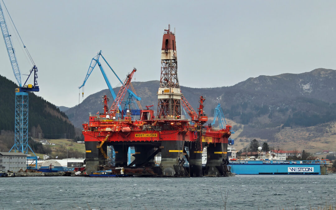 Should Young Earth Creation be promoted? &nbsp;&nbsp;&nbsp;&nbsp; An analogy from Oil Exploration